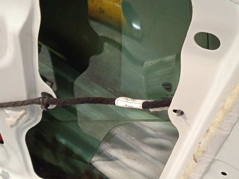 Recambio de puerta delantera derecha para lancia delta (181) 1.6 diesel cat referencia OEM IAM 51808840  