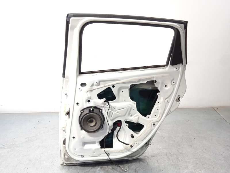 Recambio de puerta trasera derecha para lancia delta (181) 1.6 diesel cat referencia OEM IAM 51858211  
