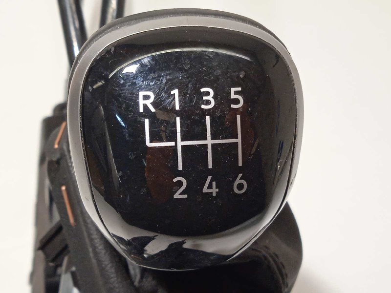 Recambio de palanca cambio para volkswagen t-roc 1.0 tsi referencia OEM IAM 5WA711049BC  