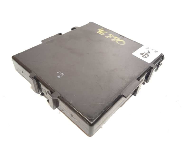 Recambio de modulo electronico para toyota avensis (t27) executive referencia OEM IAM 8969005070  1028500940