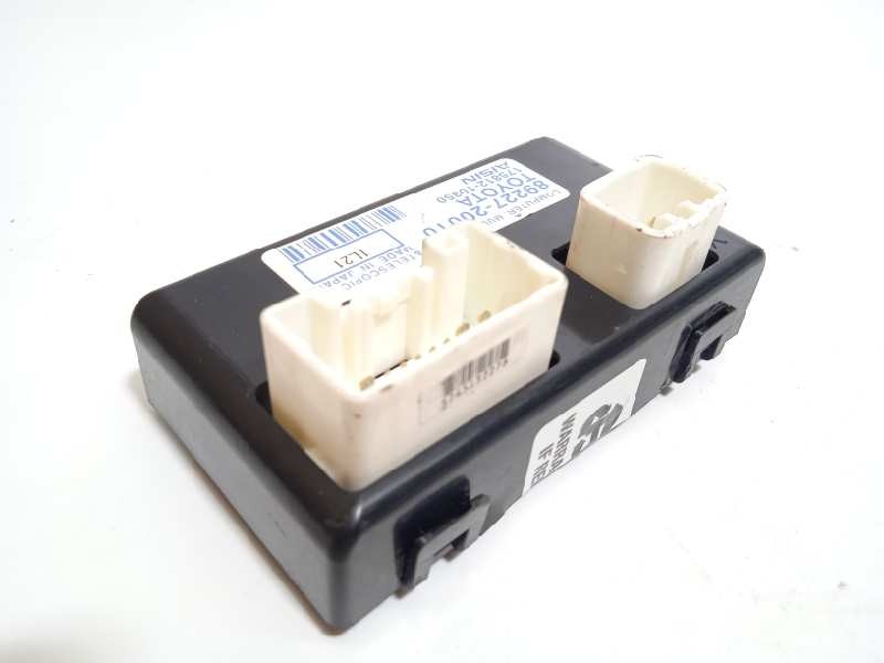 Recambio de modulo electronico para toyota avensis (t27) executive referencia OEM IAM 8922720010  