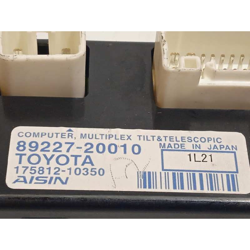 Recambio de modulo electronico para toyota avensis (t27) executive referencia OEM IAM 8922720010  