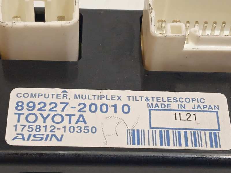 Recambio de modulo electronico para toyota avensis (t27) executive referencia OEM IAM 8922720010  