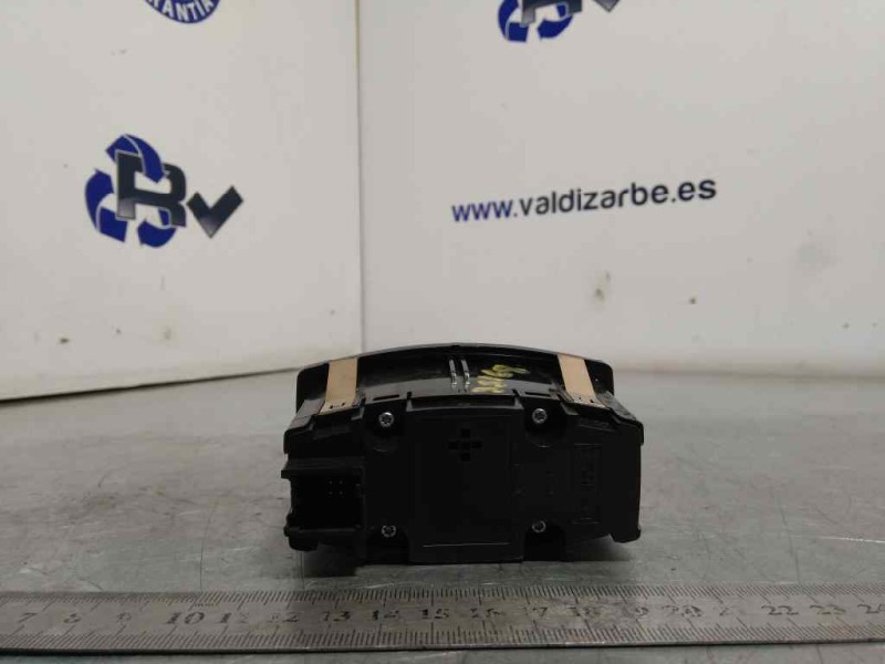 Recambio de mando luces para ford focus lim. 1.5 tdci cat referencia OEM IAM F1ET13A024CB  