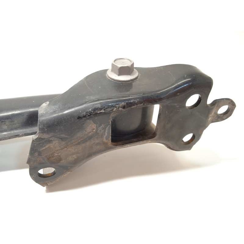 Recambio de brazo suspension inferior trasero izquierdo para toyota rav 4 advance hybrid referencia OEM IAM 4878048110  