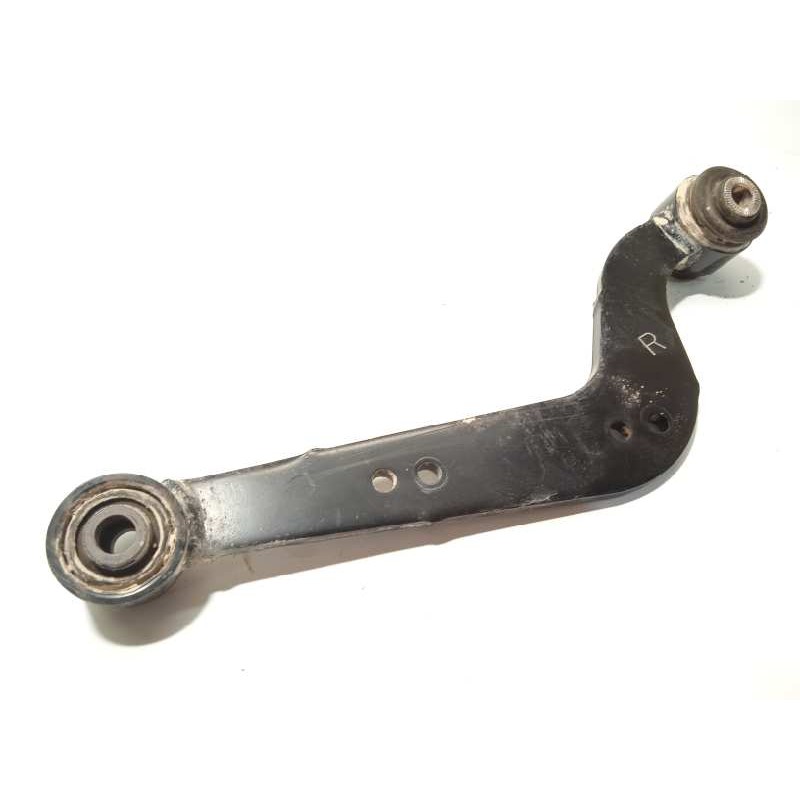 Recambio de brazo suspension superior trasero derecho para toyota rav 4 advance hybrid referencia OEM IAM 4877042040  