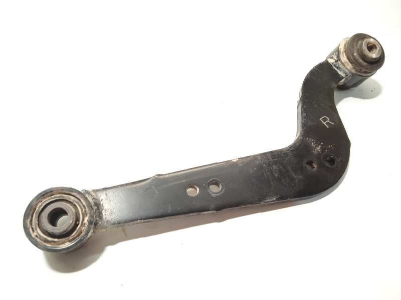 Recambio de brazo suspension superior trasero derecho para toyota rav 4 advance hybrid referencia OEM IAM 4877042040  