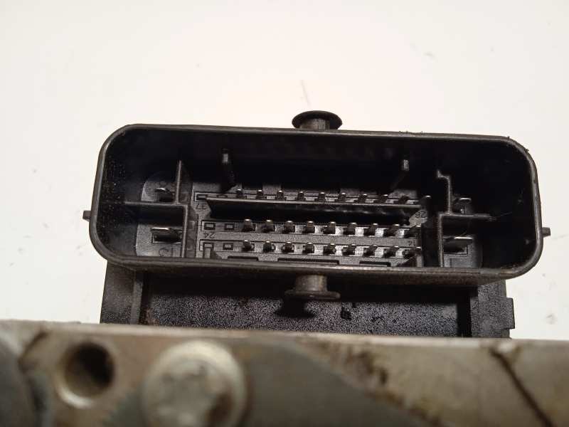 Recambio de abs para dacia duster laureate 4x2 referencia OEM IAM 8200846463 0265800903 0265232384