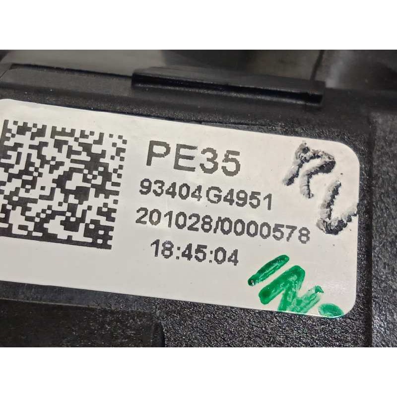 Recambio de mando intermitentes para hyundai i30 (pd) 1.0 tgdi cat referencia OEM IAM 93404G4951  