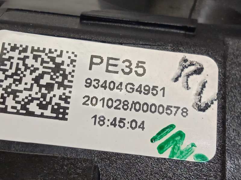 Recambio de mando intermitentes para hyundai i30 (pd) 1.0 tgdi cat referencia OEM IAM 93404G4951  