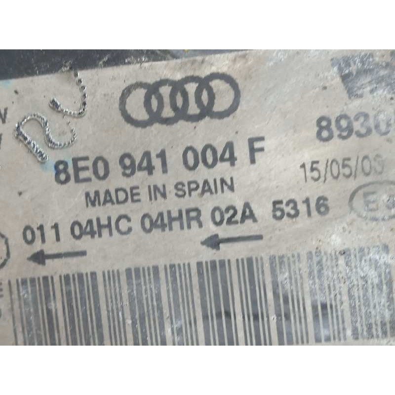 Recambio de faro derecho para audi a4 berlina (8e) 1.9 tdi (96kw) referencia OEM IAM 8E0941004F  8E0941030C