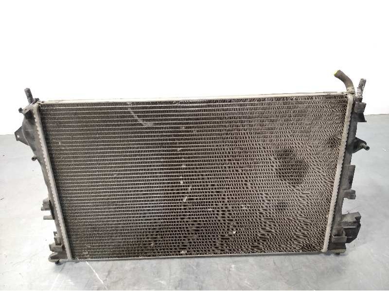 Recambio de radiador agua para saab 9-3 cabrio 2.0 cat referencia OEM IAM 24418341  