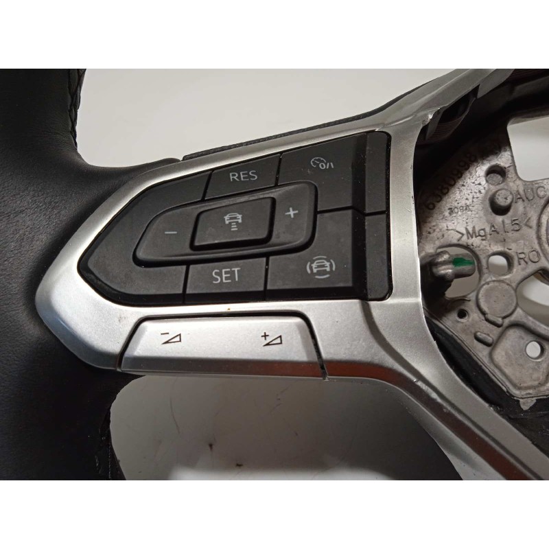 Recambio de volante para volkswagen t-roc 1.0 tsi referencia OEM IAM 2G0419089B  2G0419089BVDH