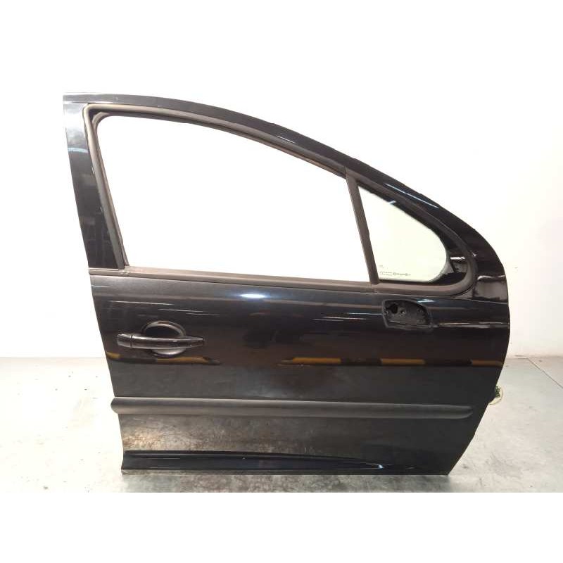 Recambio de puerta delantera derecha para peugeot 207 confort referencia OEM IAM 9004X8  