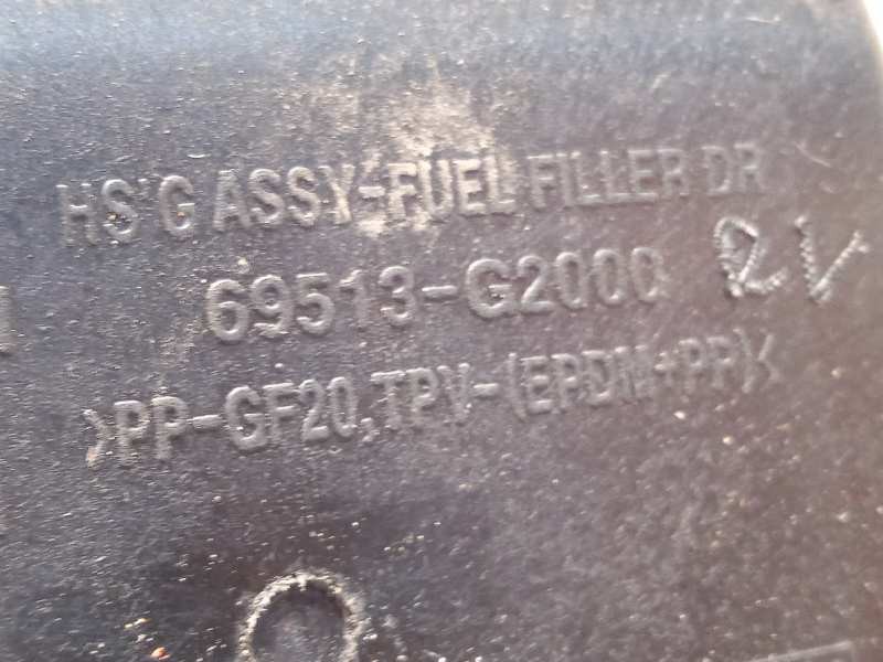 Recambio de tapa exterior combustible para hyundai ioniq hybrid referencia OEM IAM 69513G2000  69510G2000