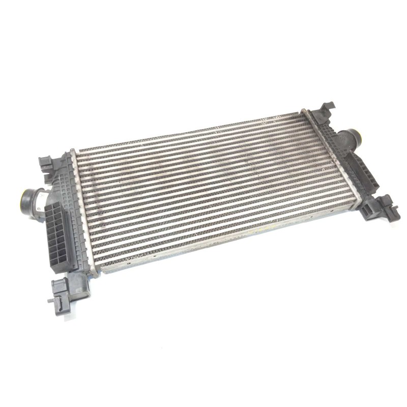 Recambio de intercooler para opel astra j lim. sport referencia OEM IAM 13267646  