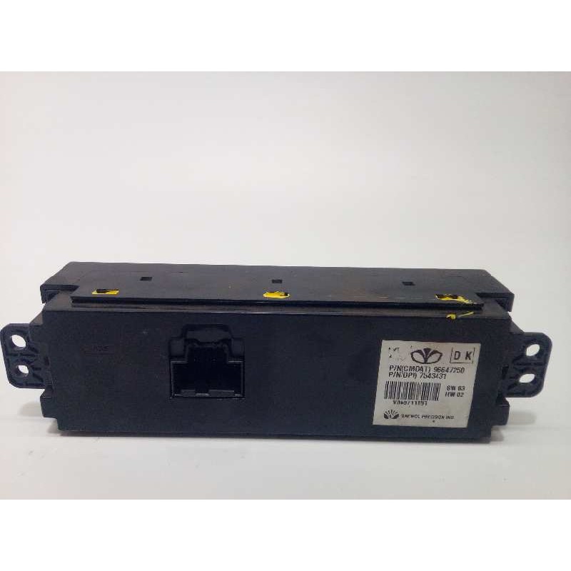 Recambio de pantalla multifuncion para chevrolet epica 2.0 cat referencia OEM IAM 96647250  