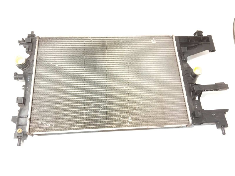 Recambio de radiador agua para opel astra j lim. sport referencia OEM IAM 13267656  