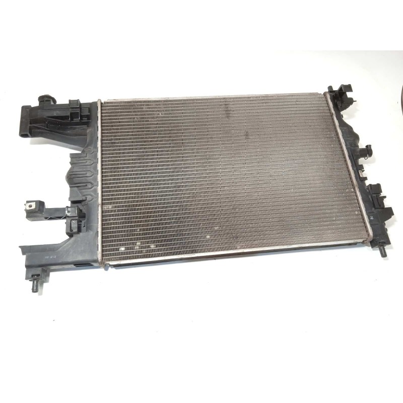 Recambio de radiador agua para opel astra j lim. sport referencia OEM IAM 13267656  