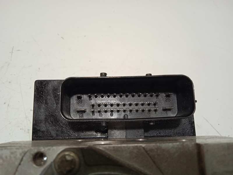 Recambio de abs para bmw serie 5 berlina (e60) 530d referencia OEM IAM 34516758743 34516769703 0265234134