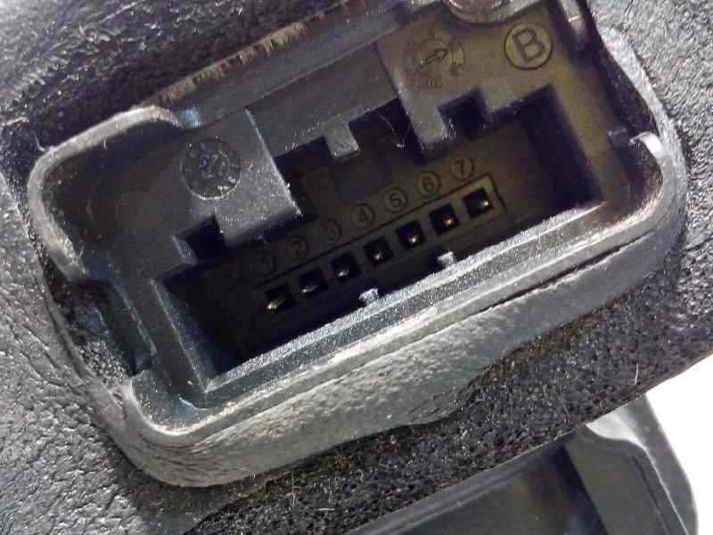 Recambio de cerradura puerta delantera derecha para seat leon st (5f8) 2.0 tdi referencia OEM IAM 5K1837016E  