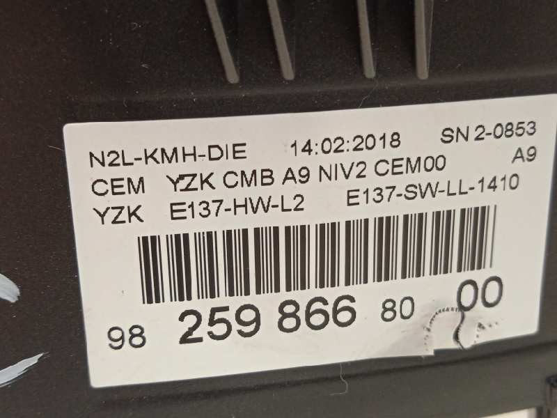 Recambio de cuadro instrumentos para peugeot 208 1.6 blue-hdi fap referencia OEM IAM 9825986680  