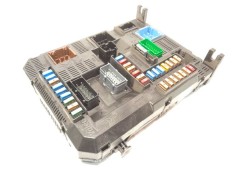 Recambio de caja reles / fusibles para citroën c-elysée shine referencia OEM IAM 9819849680  1631852680 2