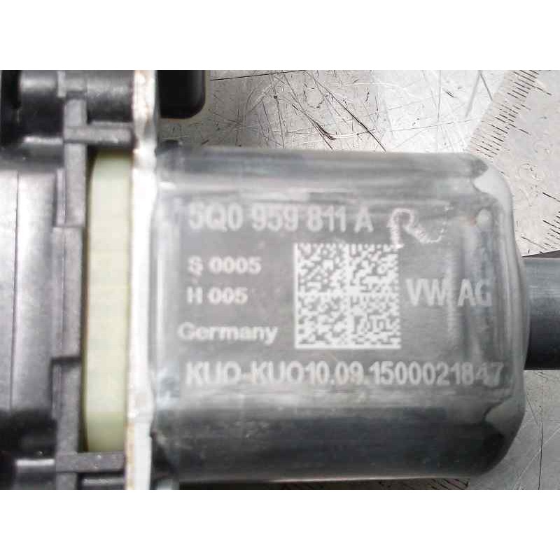 Recambio de elevalunas trasero izquierdo para seat leon st (5f8) 2.0 tdi referencia OEM IAM 5Q0959811A  