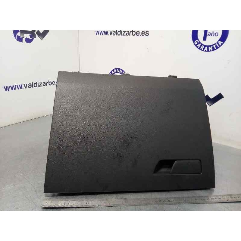 Recambio de guantera para seat leon st (5f8) 2.0 tdi referencia OEM IAM 5F1857095  