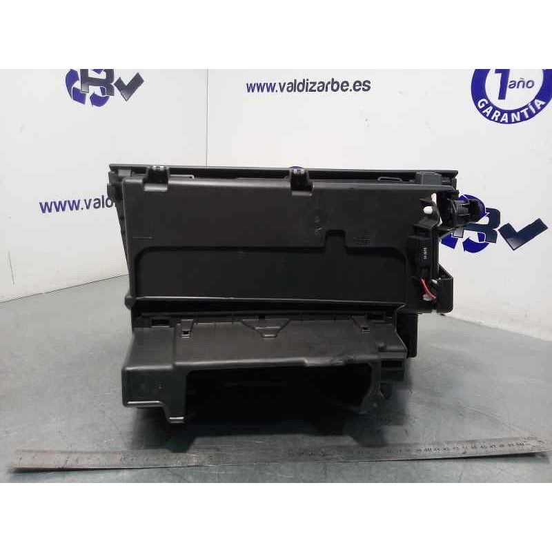 Recambio de guantera para seat leon st (5f8) 2.0 tdi referencia OEM IAM 5F1857095  