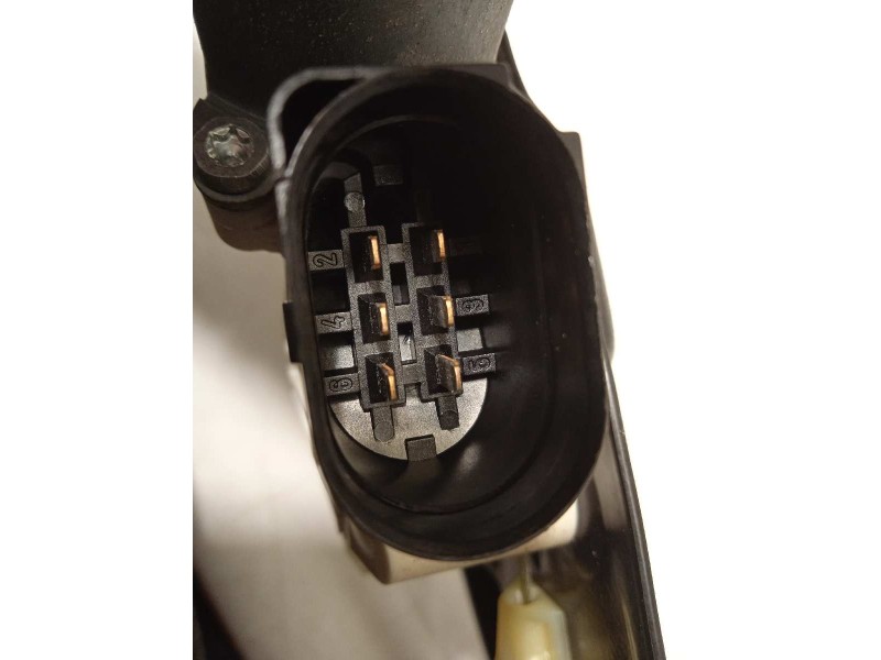 Recambio de elevalunas trasero izquierdo para bmw serie 5 berlina (e60) 525i referencia OEM IAM 6922319  67626922319