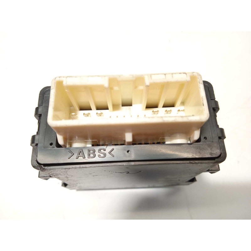 Recambio de rele para lexus nx 300h 4wd referencia OEM IAM 8594042030  4230002080