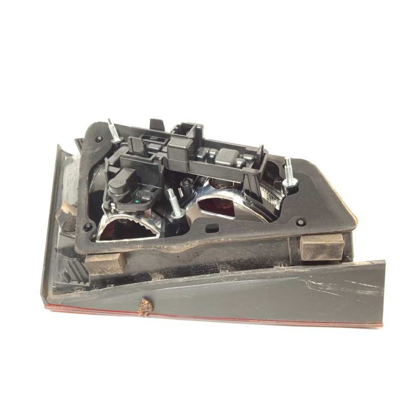 Recambio de piloto trasero derecho interior para audi a3 sportback (8va) ambiente referencia OEM IAM 8V4945094  