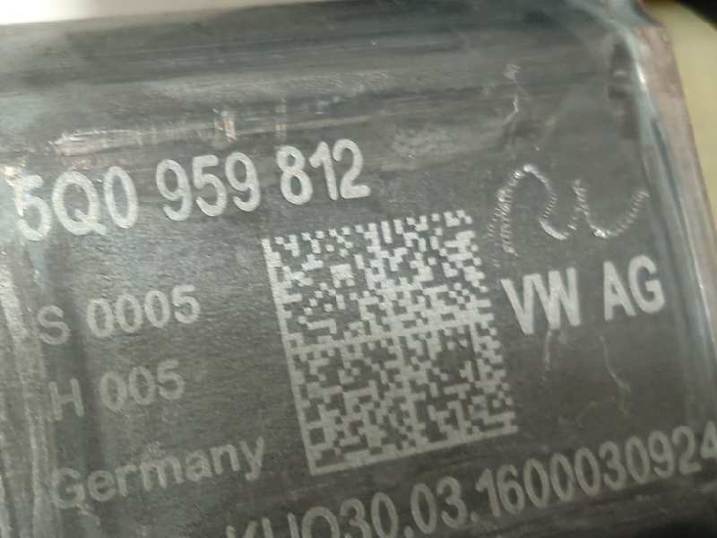 Recambio de elevalunas trasero derecho para audi a3 sportback (8va) ambiente referencia OEM IAM 8V4839462  5Q0959812