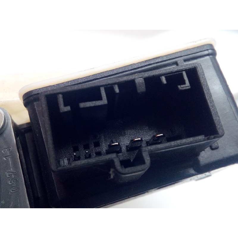 Recambio de elevalunas trasero derecho para seat leon (5f1) style referencia OEM IAM 5Q0959812A  5F9839462C