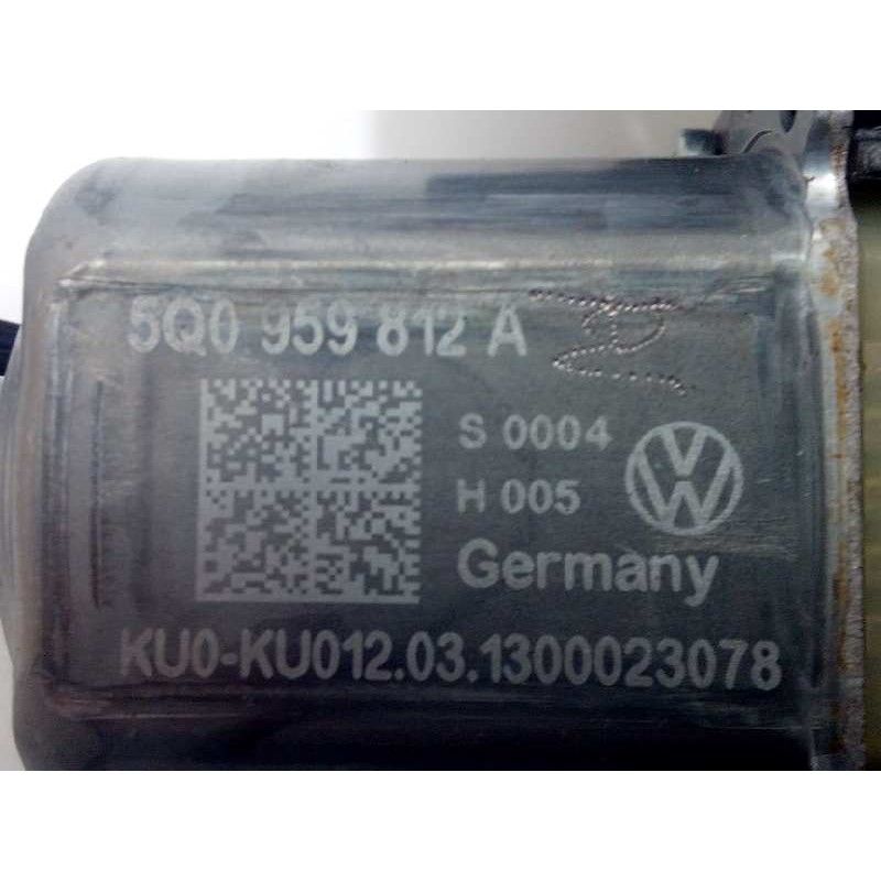 Recambio de elevalunas trasero derecho para seat leon (5f1) style referencia OEM IAM 5Q0959812A  5F9839462C