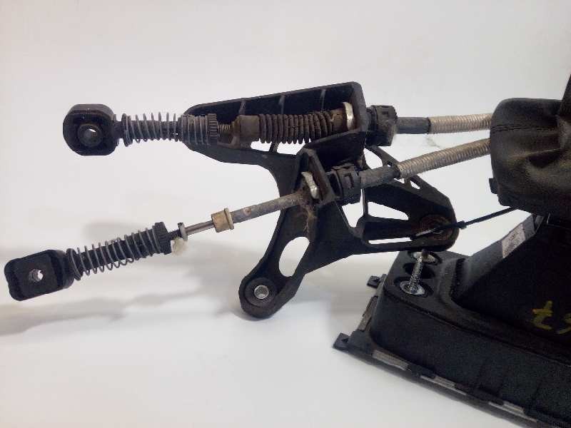 Recambio de palanca cambio para seat leon (5f1) style referencia OEM IAM 5Q0711049AP  