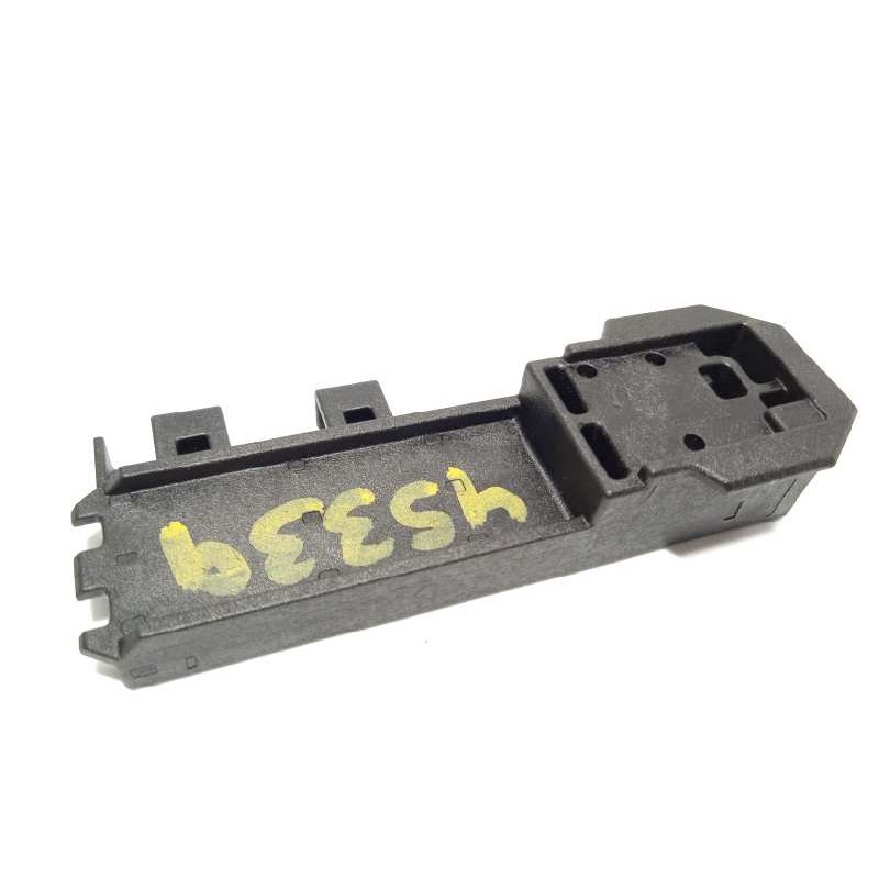 Recambio de antena para audi a8 (4n2/4n8) 50 tdi quattro referencia OEM IAM 4M0907247A  