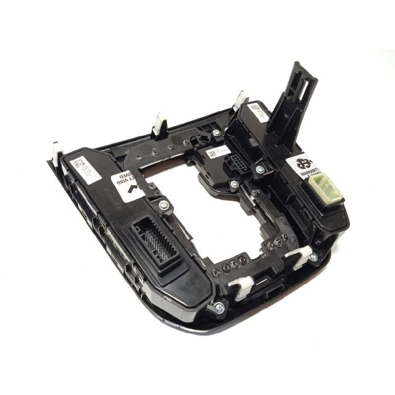 Recambio de mando multifuncion para hyundai ioniq hybrid referencia OEM IAM 84651G2000 93350G2020 93300G2500