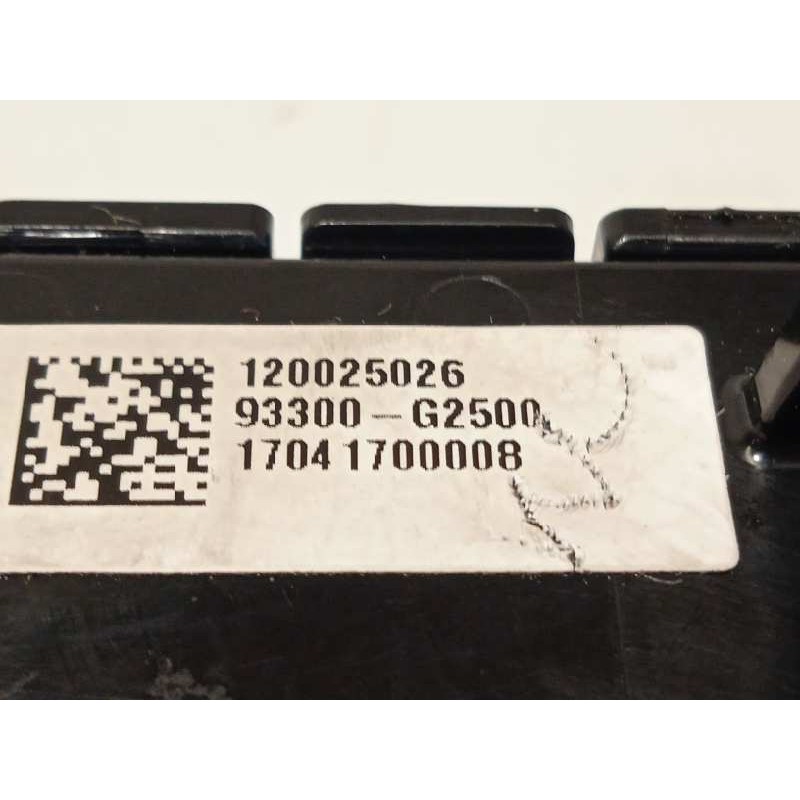 Recambio de mando multifuncion para hyundai ioniq hybrid referencia OEM IAM 84651G2000 93350G2020 93300G2500