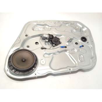 ELEVALUNAS DELANTERO DERECHO 824802R020 824602R000 