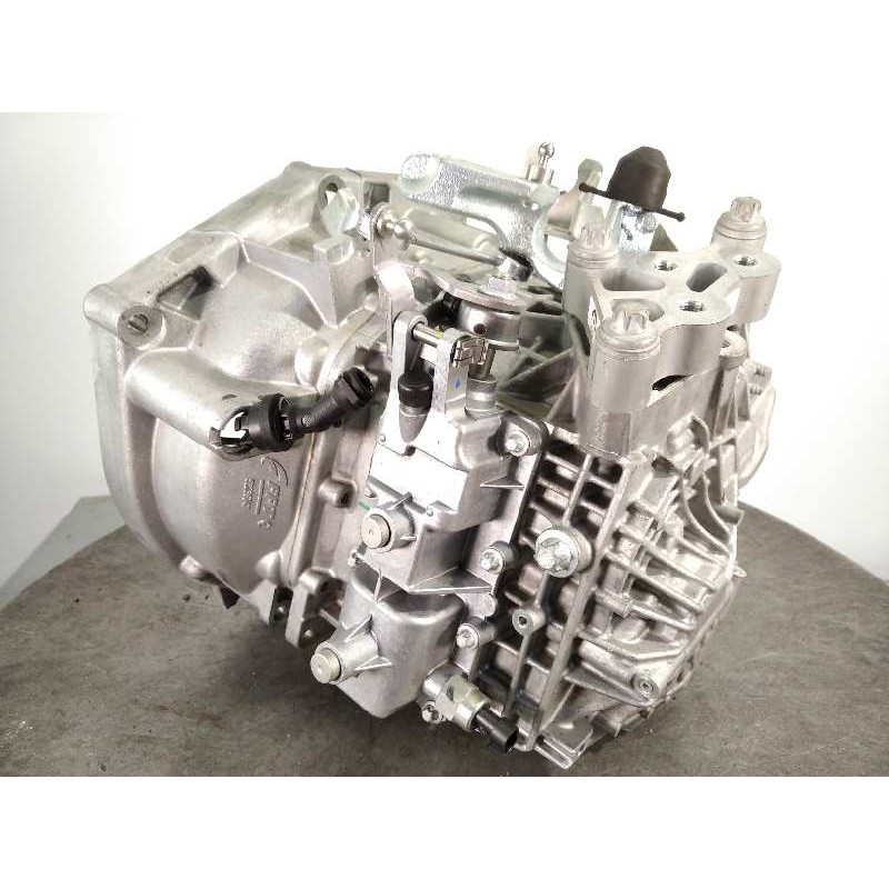 Recambio de caja cambios para jeep compass ii longitude 4x2 referencia OEM IAM 05106350AA  