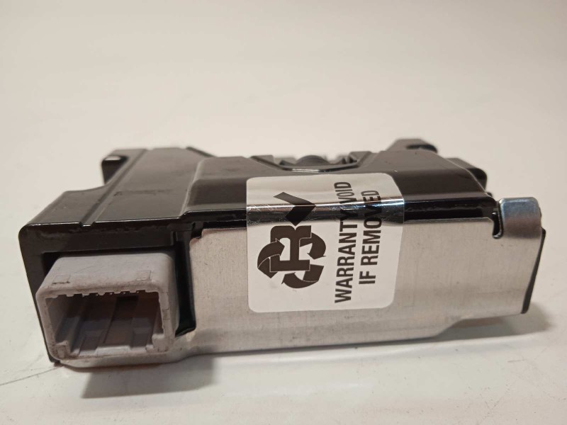 Recambio de modulo electronico para lexus nx 300h 4wd referencia OEM IAM 8646C78010  