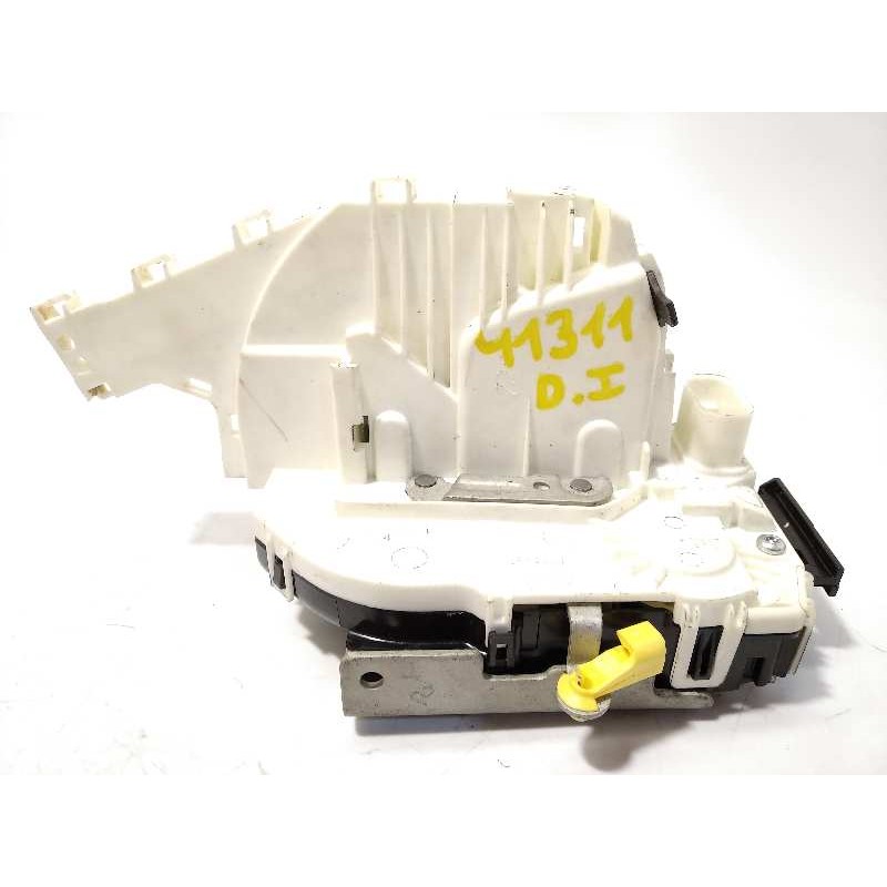 Recambio de cerradura puerta delantera izquierda para jeep compass ii longitude 4x2 referencia OEM IAM P68211097AC  68211097AC