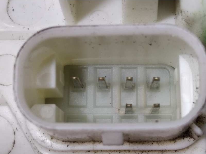 Recambio de cerradura puerta delantera izquierda para jeep compass ii longitude 4x2 referencia OEM IAM P68211097AC  68211097AC