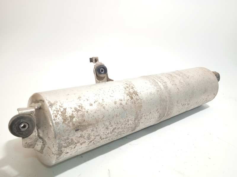 Recambio de acumulador suspension neumatica para porsche panamera 4 s referencia OEM IAM 97035815503  