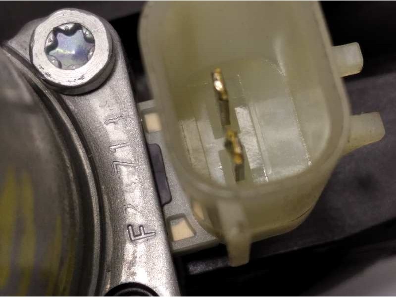 Recambio de elevalunas trasero derecho para jeep compass ii longitude 4x2 referencia OEM IAM 0130822662  68292132AA