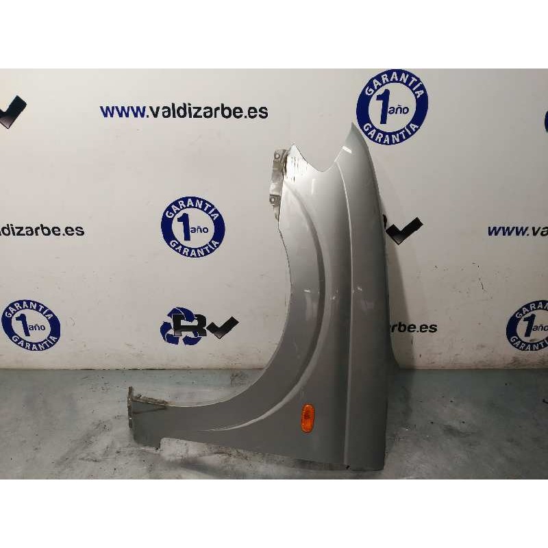 Recambio de aleta delantera izquierda para ssangyong rodius 2.7 turbodiesel cat referencia OEM IAM 5181121000  