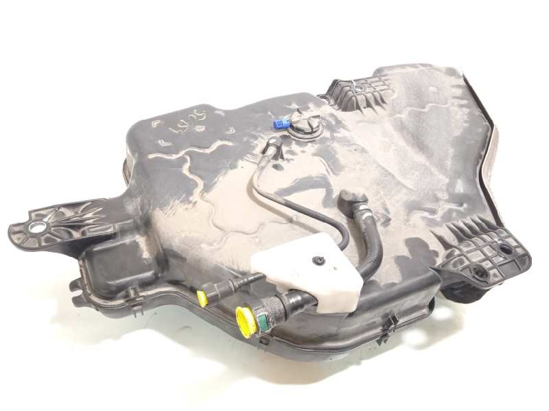 Recambio de deposito aditivo fap adblue para audi q3 (8ug) attraction referencia OEM IAM 5N0131877D  5Q0131969C