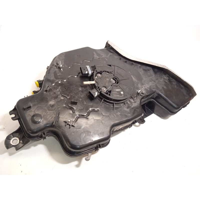 Recambio de deposito aditivo fap adblue para audi q3 (8ug) attraction referencia OEM IAM 5N0131877D  5Q0131969C